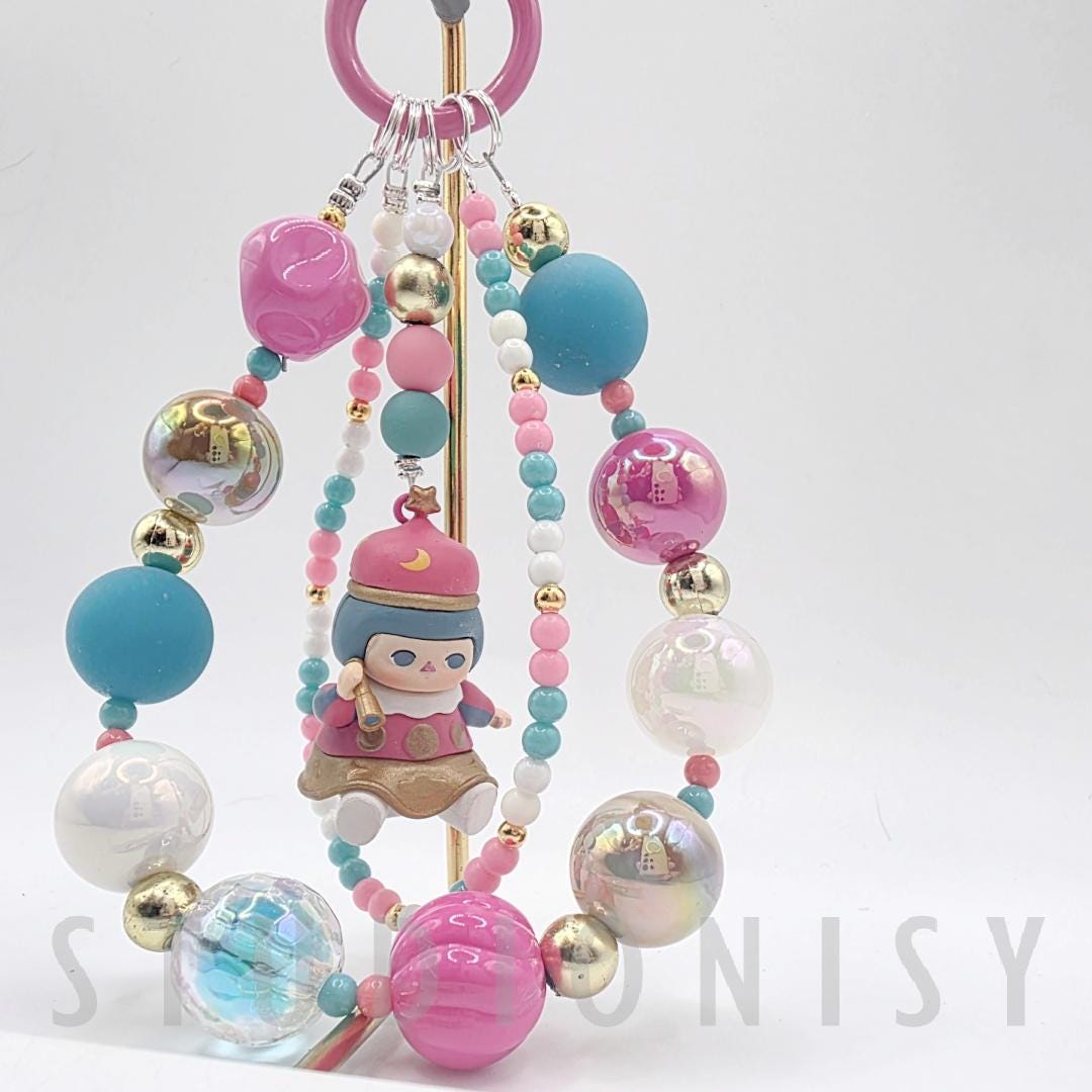 StudioNisy Pucky Bean oneofakind handmade - keychain or phone charm