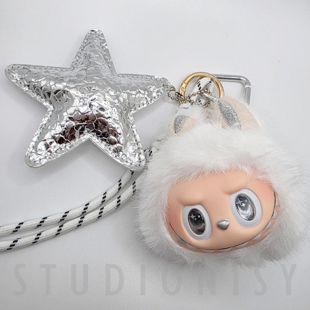 Handmade Labu Head Plushy Keychain: Collectible Bag Charm