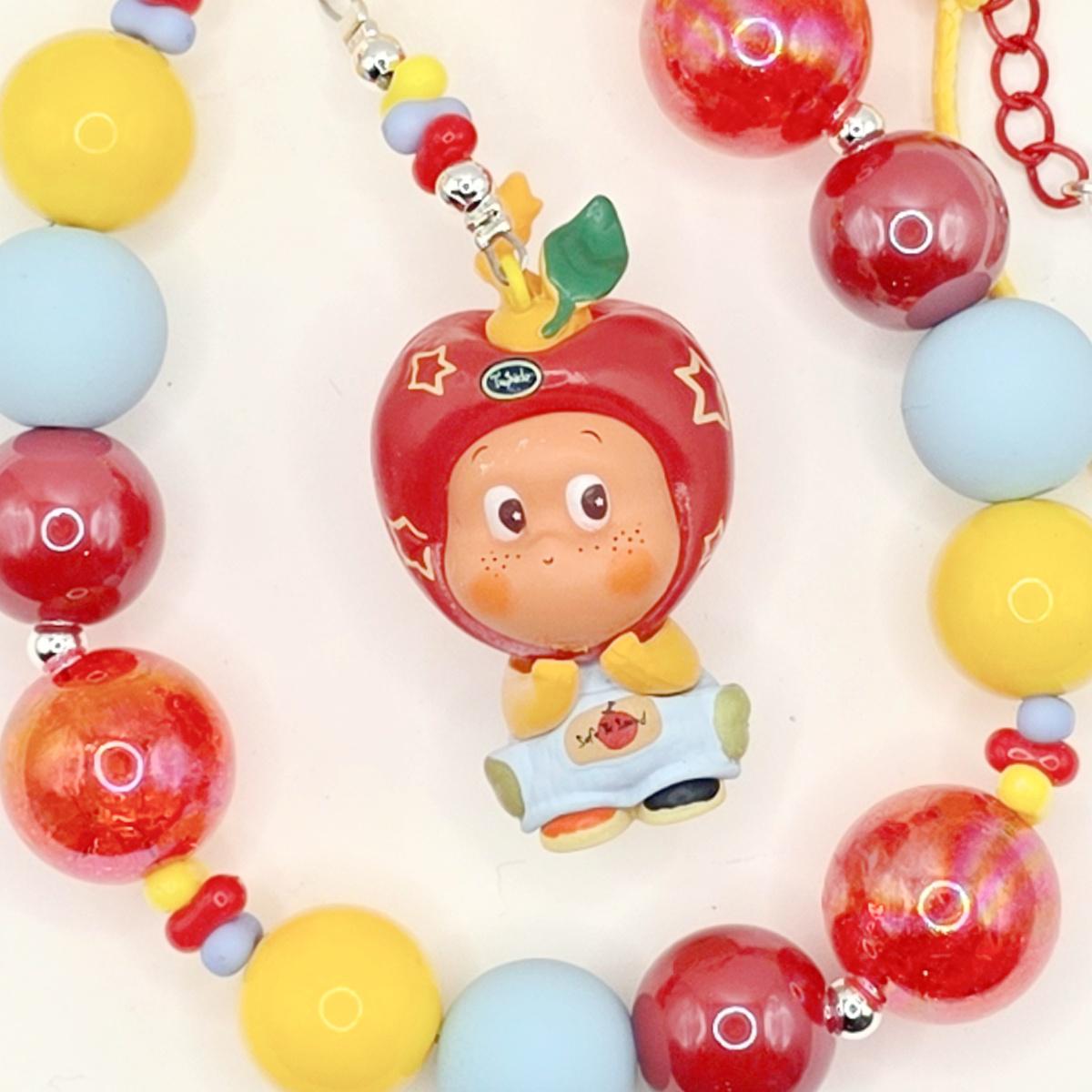 StudioNisy Handmade Twinkle Twinkle medium sized bean beaded keychain or phone charm