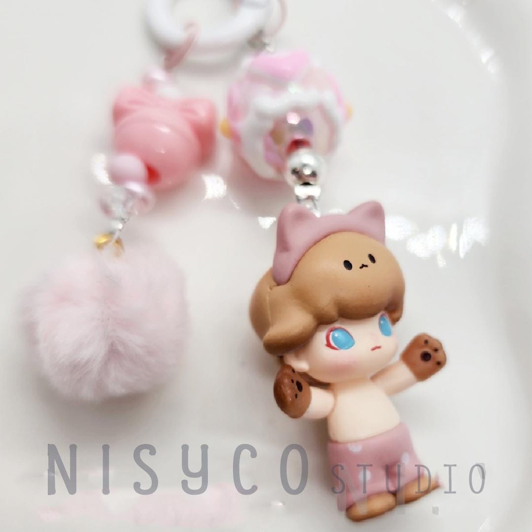 Handmade Beaded Keychain with Panda Charm, Pastel Cartoon Accessory Dimoo